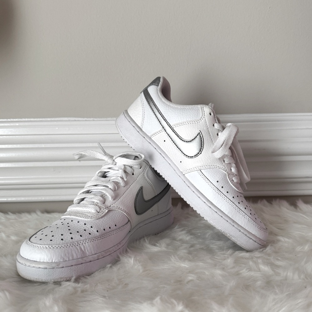 Women’s 6.5 | Nike Court Vision | White & Silver